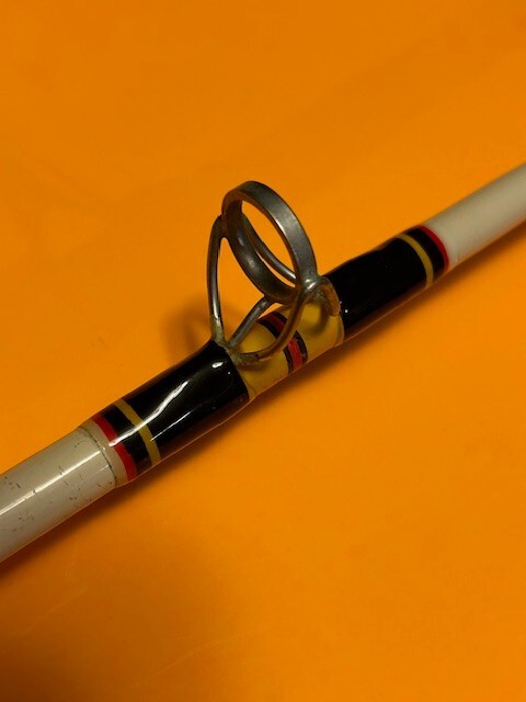 SHAKESPEARE UGLY STIK CHARTER BOAT SERIES 6 FOOT 15 TO 30 POUND FISHING ROD