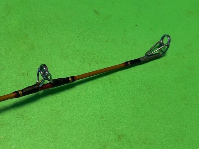 SHAKESPEARE UGLY STIK TIGER 7 FOOT 20 TO 50 POUND RATED CONVENTIONAL FISHING ROD