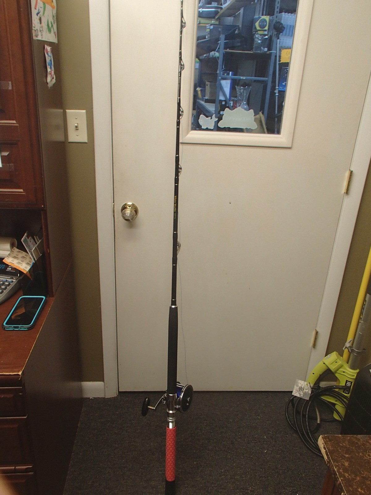 OKIAYA White Marlin Solid Glass 1.80M with Penn No. 49 Super Mariner Reel