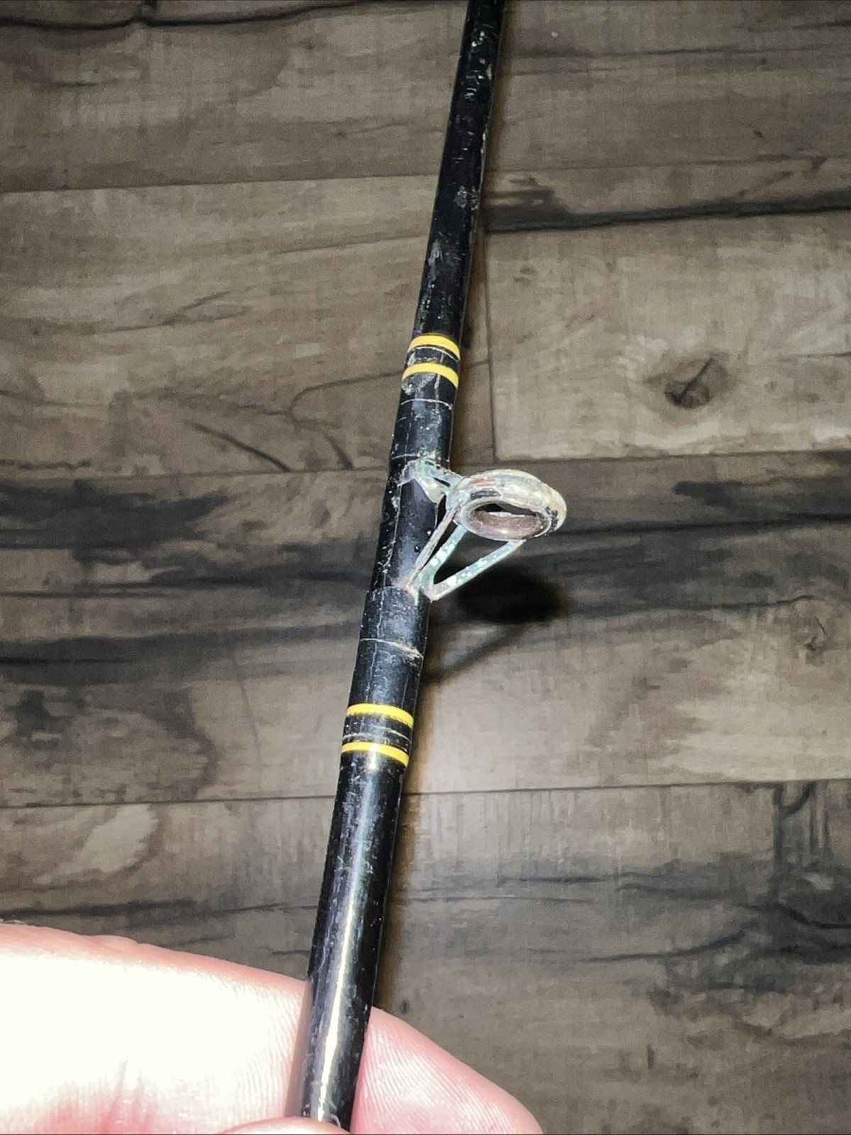 Abu Garcia Conolon 300 Graphite Fishing Rod BS80M 8′ Medium Action *GUIDE ISSUES