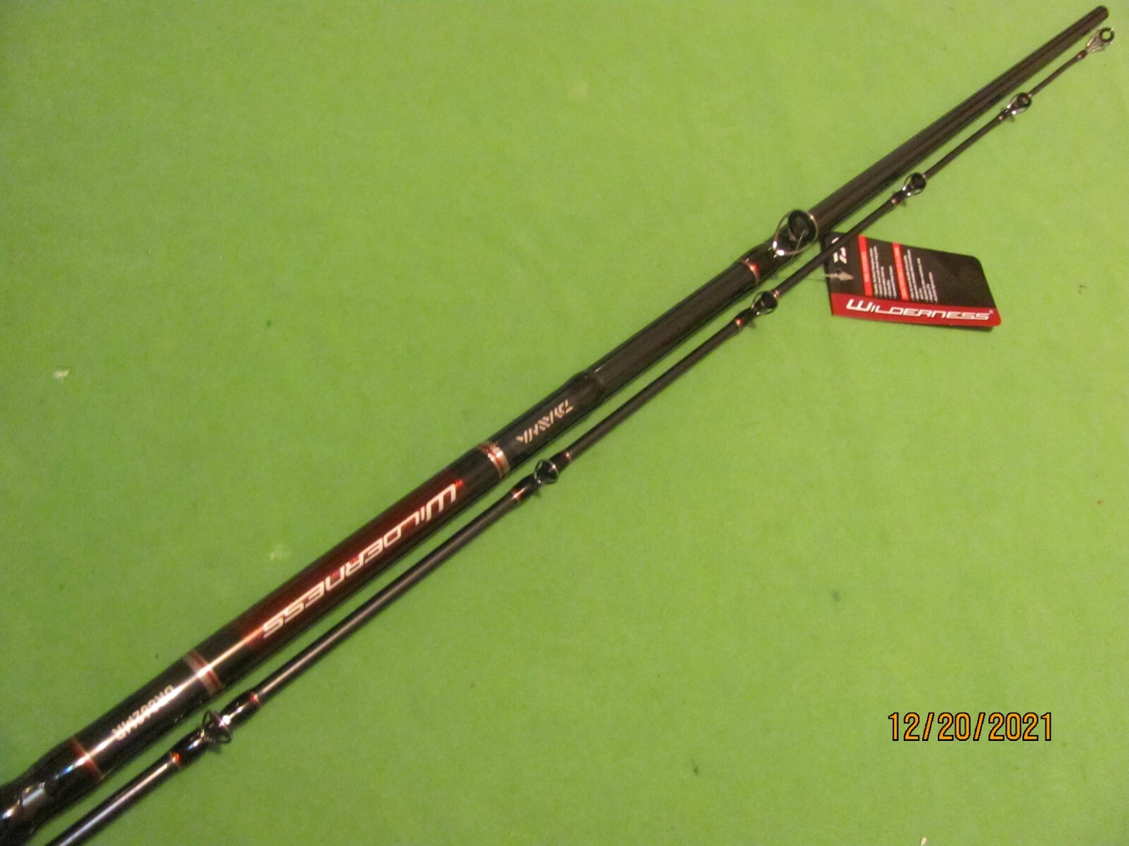 1) Daiwa Wilderness 8′ 6″ Medium Action 2 Piece Downrigger Trolling Rod