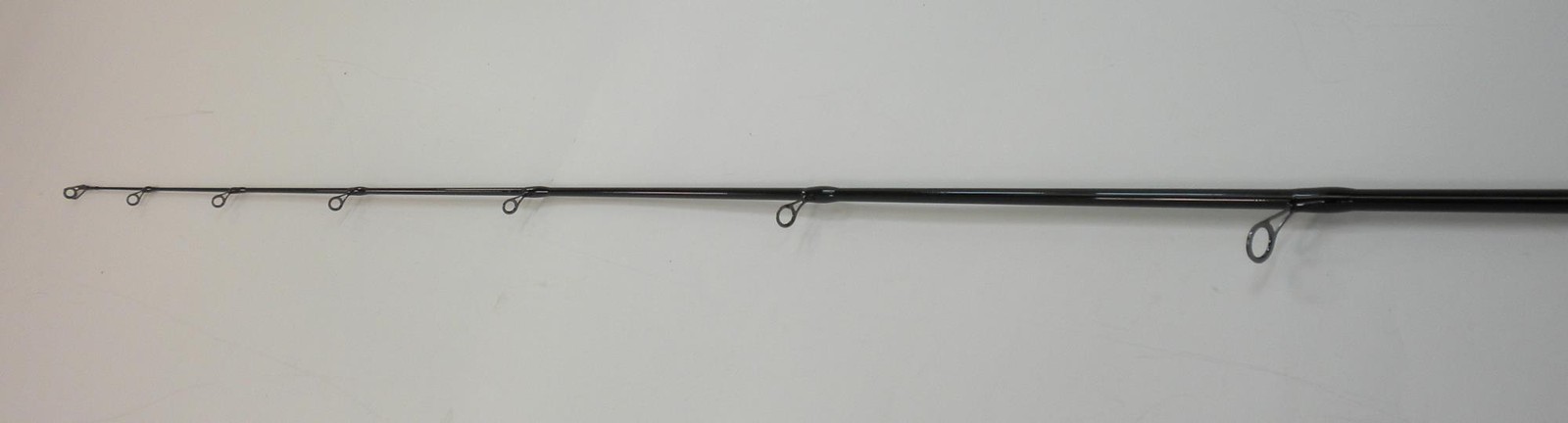 Penn 1017S70M Battle IV Spinning Rod 7 ft 1 pc 10-17lb Line Class