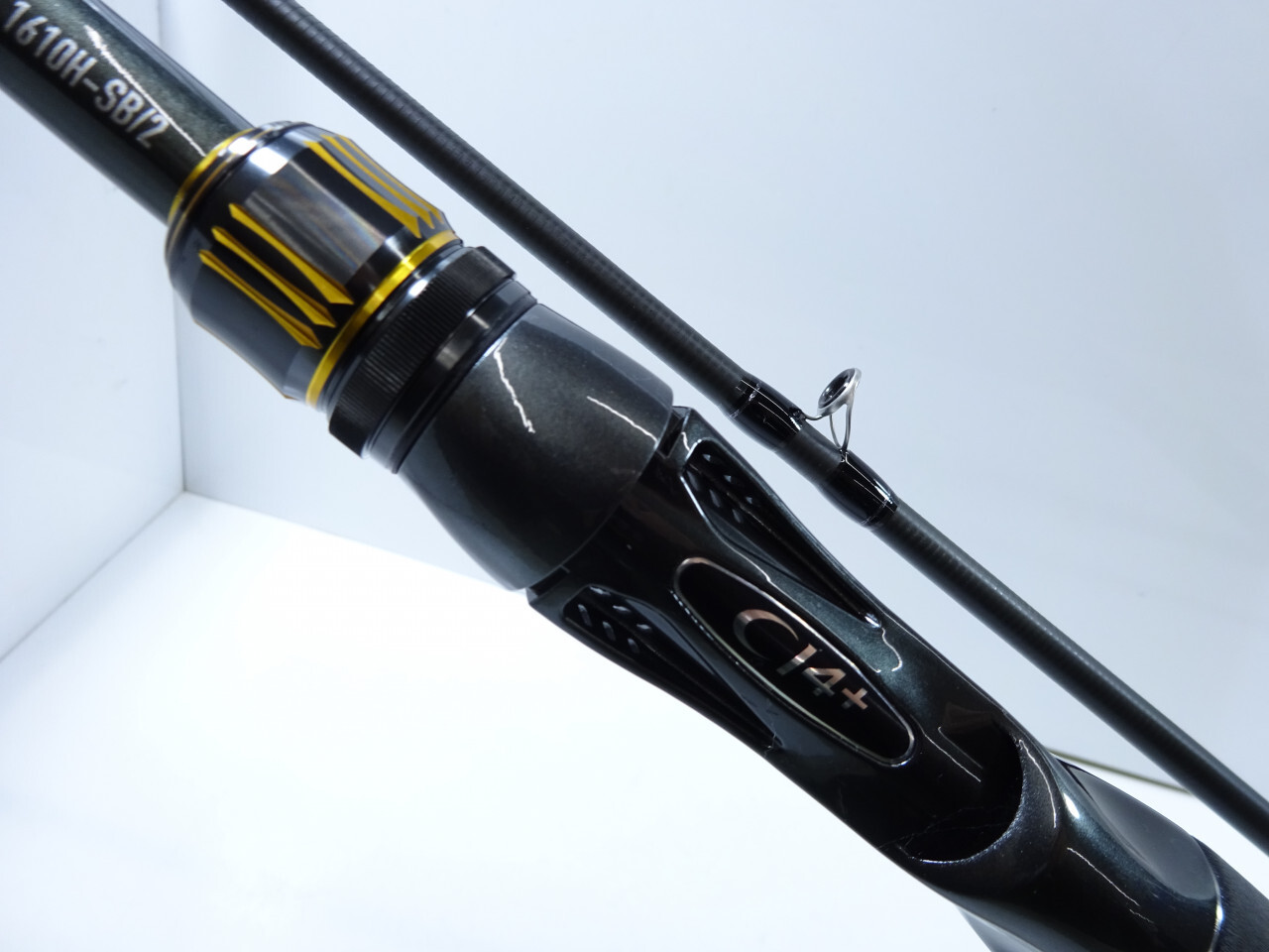 SHIMANO 23 BASS ONE XT+ 1610H-SB/2 Bait casting Rod Swim & Big Bait