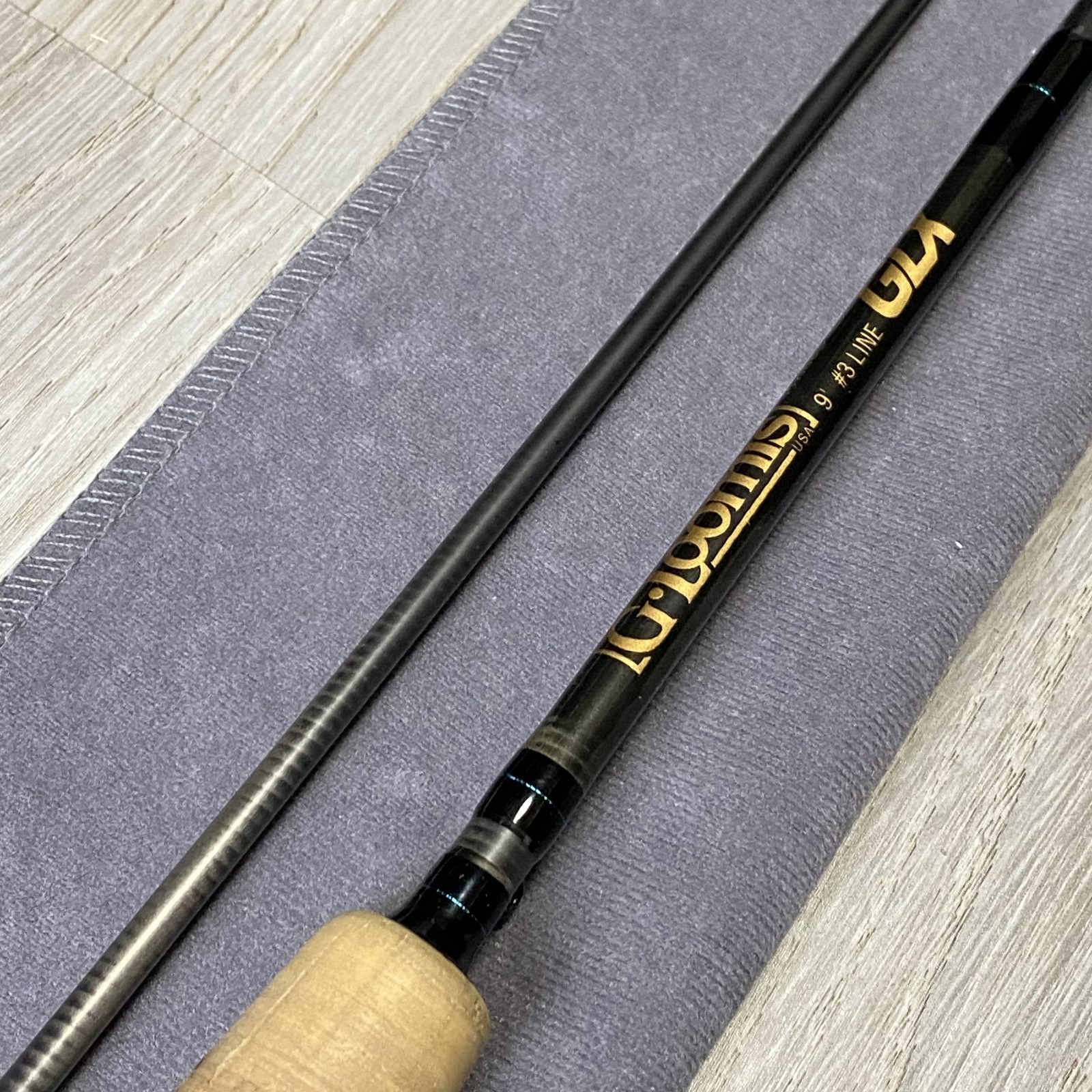 [Beautiful] G. Loomis GLX FR1083 9’0″ 3wt Fly Rod