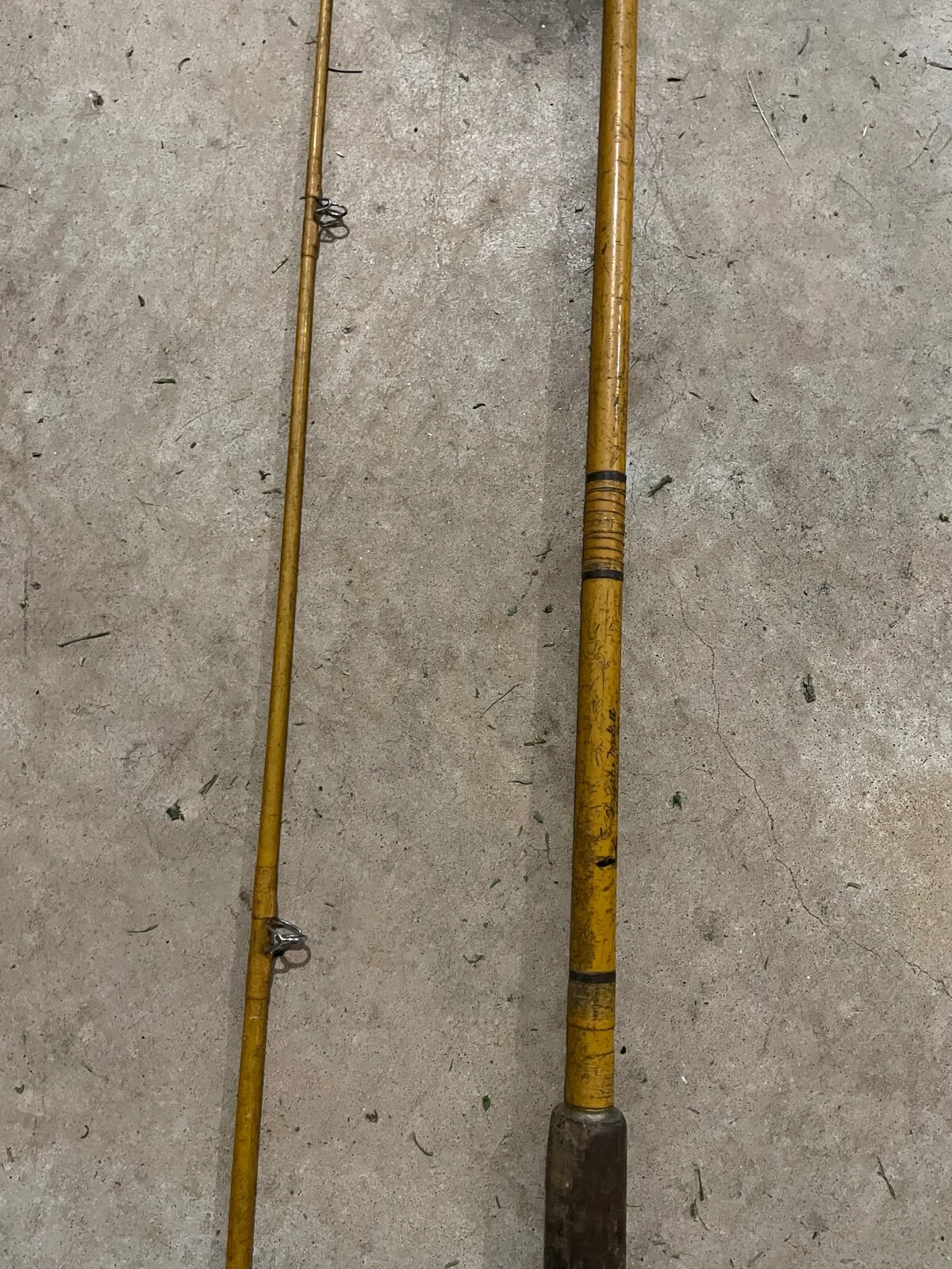 Vintage Eagle Claw Wright & McGill Powerlight MPLS 8 1/2ft 2 pc spinning Rod