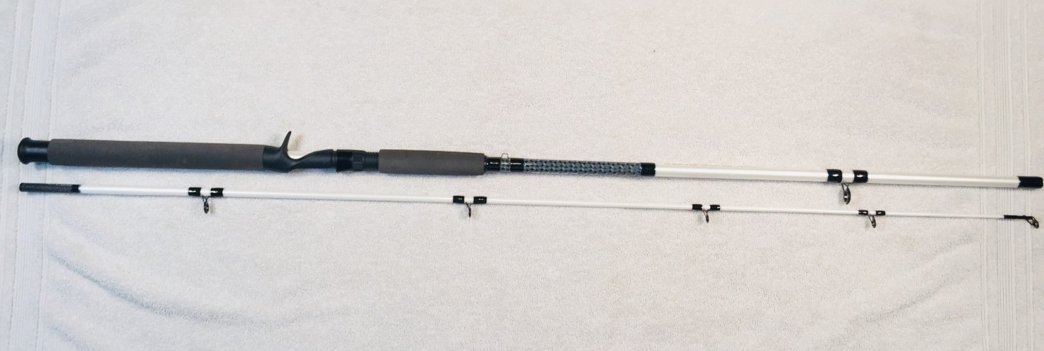 NEW Zebco 808 Salt Fisher 7′ Med/Heavy 2Pc Fishing Casting Rod Mod #808SFC702MHB