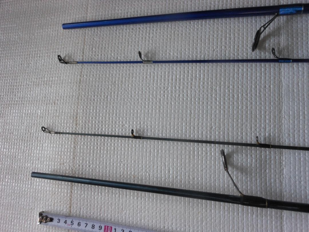 2 lure rods, sea bass rod, etc.