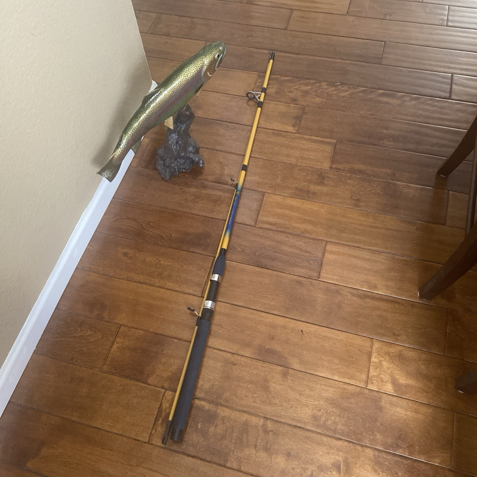 Eagle Claw “Water Eagle” WE 504 8’ Casting Rod Graphite Composite 2pc MINT