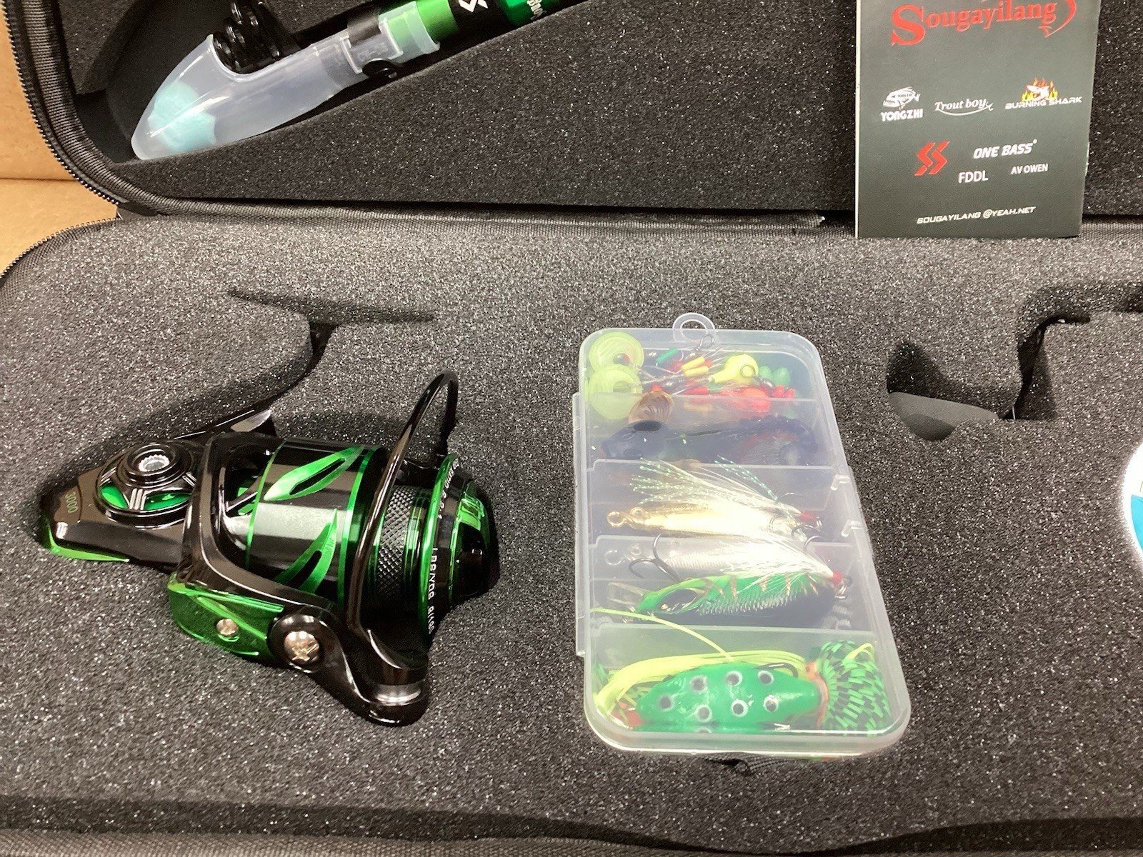 Sougayilang Fishing Rod and Reel Combos – Carbon Fiber Telescopic Fishing Pole