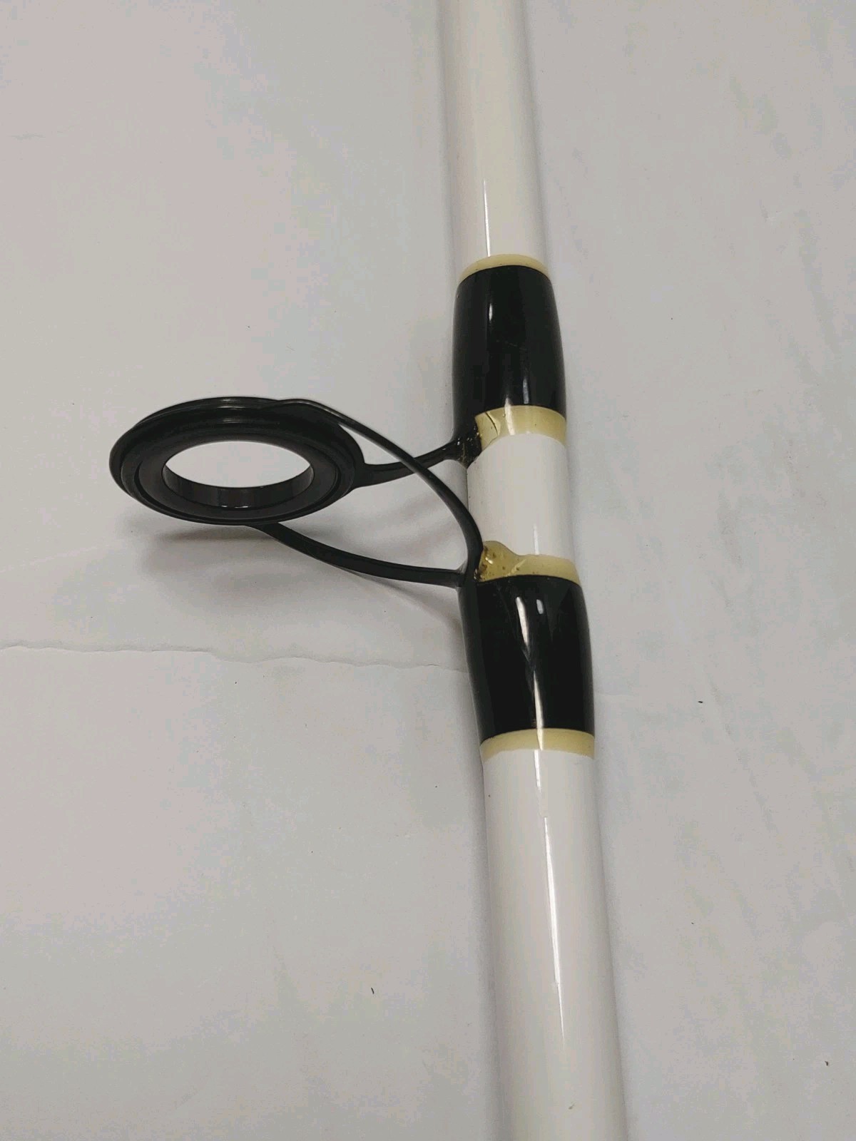 Tsunami Spear 7′ Medium 2Pc Fishing Spinning Rod Model TSSPE50-SS702M CLEAN