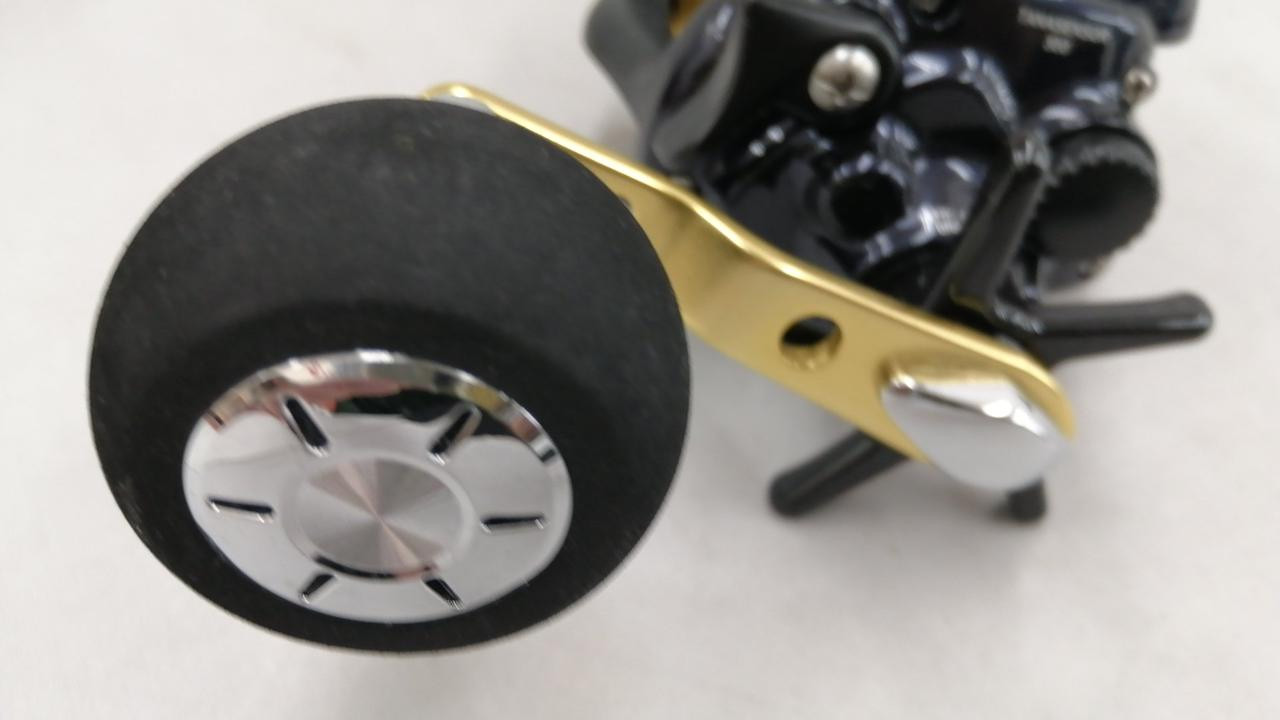 DAIWA 17 Tana Sensor 300 Black Color Tested w/Case