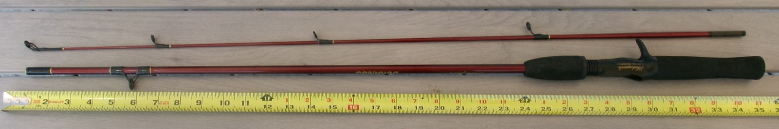 Shakespeare DURANGO Casting Rod, 5’6″ Medium Fishing Rod, 2 Piece