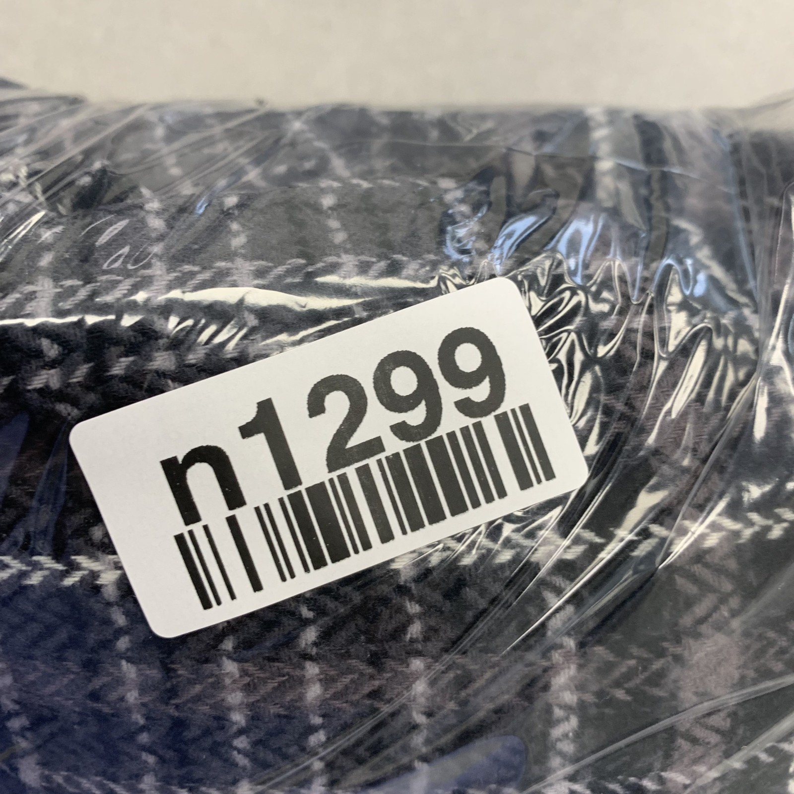 Orvis Men’s S Classic Plaid Beefy Flannel Shirt S Black & Gray 100% Cotton n1299