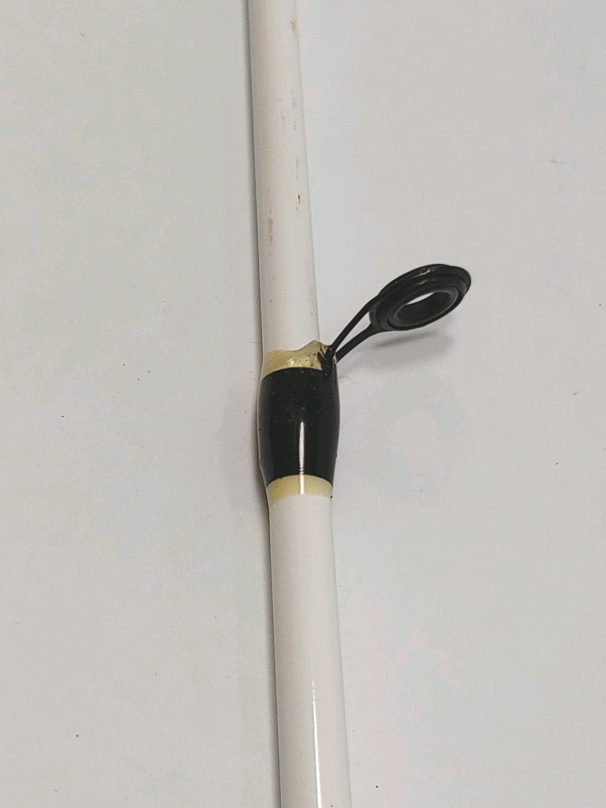 Tsunami Spear 7′ Medium 2Pc Fishing Spinning Rod Model TSSPE50-SS702M CLEAN