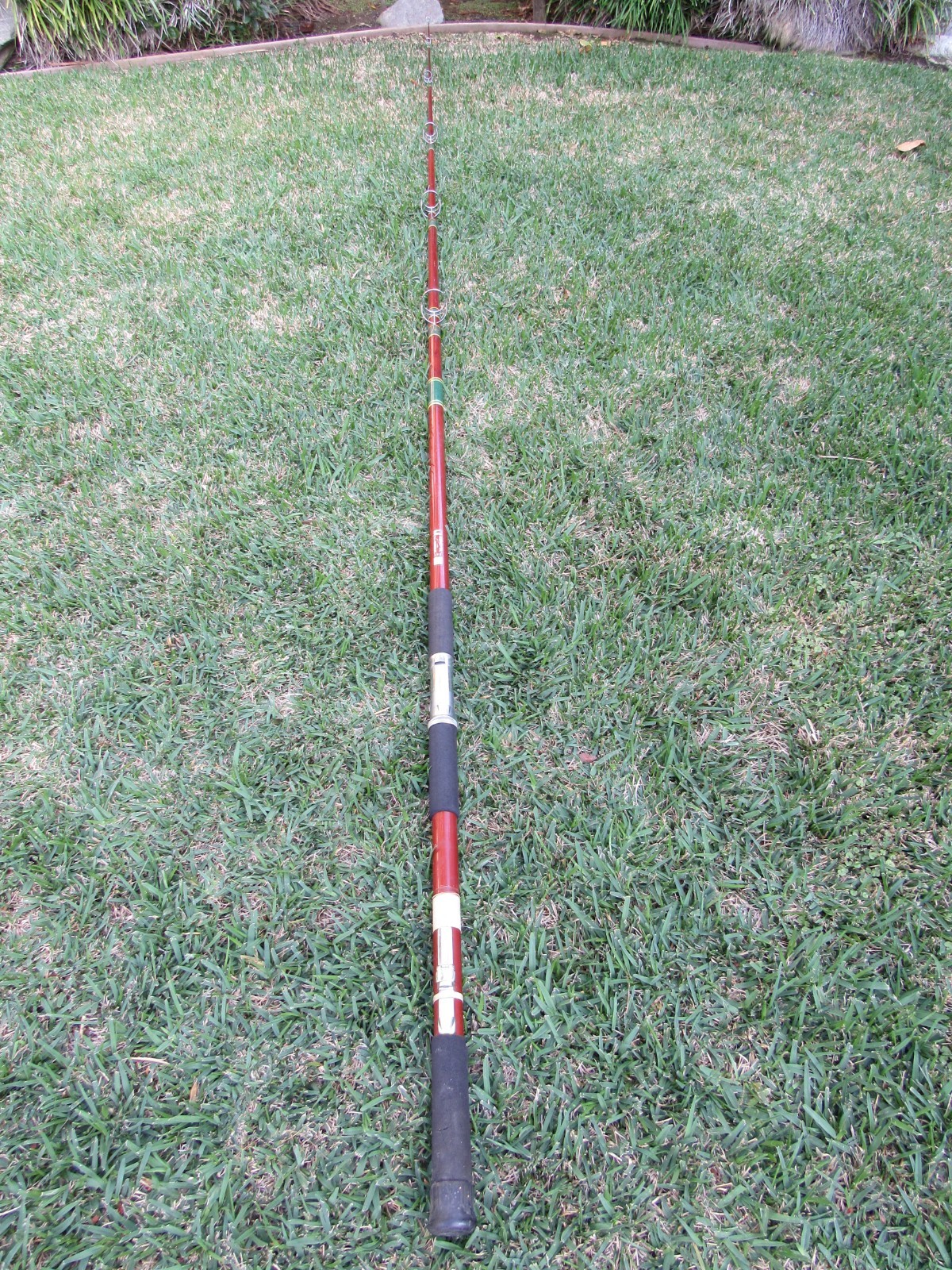 Vintage Kencor No. 315 Brown Tenlew Magnaglas 15′ Saltwater Surf Fishing Rod