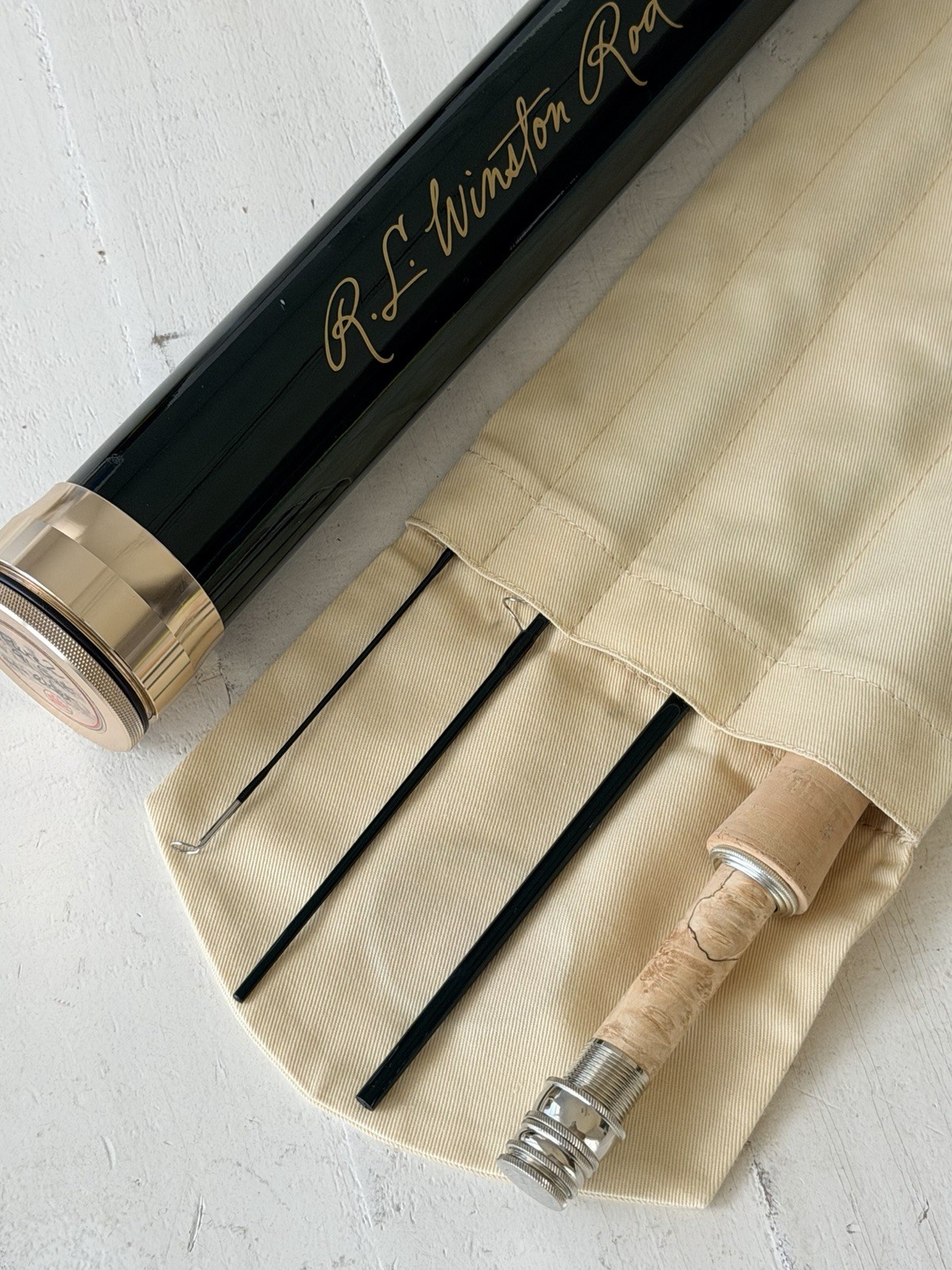 **BEAUTIFUL** 🔥 R L WINSTON PURE 2. 5wt. 9’ft~4pc FlyRod🔥~LEGENDARY~🔥