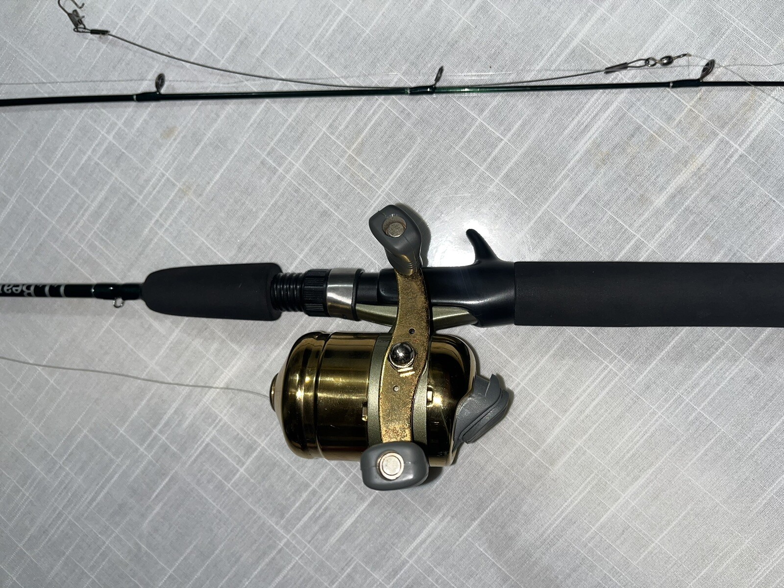 LL Bean Spin Series 5” 6-10 Lb Test With Case
