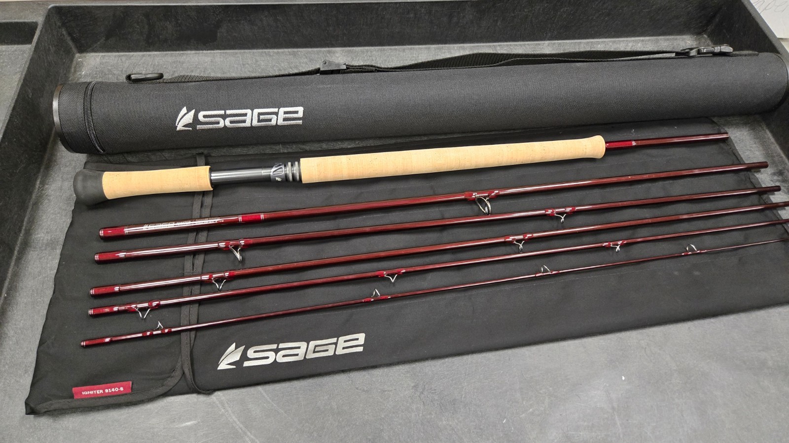 Sage Igniter 9140-6 Spey Rod 14′ 9 Weight 6 Piece, NEW!