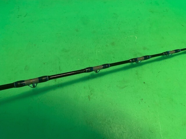 CUSTOM BUILT SABRE 6 FOOT 6 INCH 10 TO 30 POUND RATED CONVENTIONAL FISHING ROD
