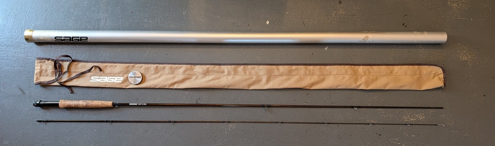 Sage Graphite II GFL 590 DS Fly Rod, 9 FT, 5 WT, 2 PC, Original Sock and Tube