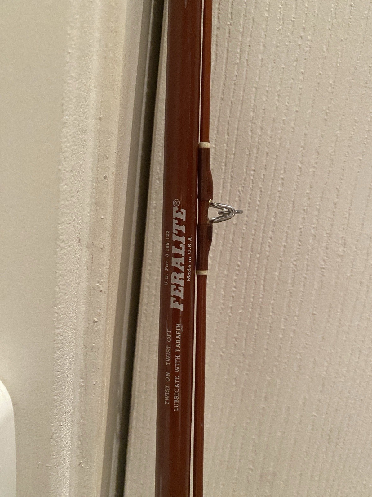 VINTAGE FENWICK FERALITE FS79 7’9″ TWO PC SPINNNG ROD W/ FENWICK ROD SOCK & TUBE