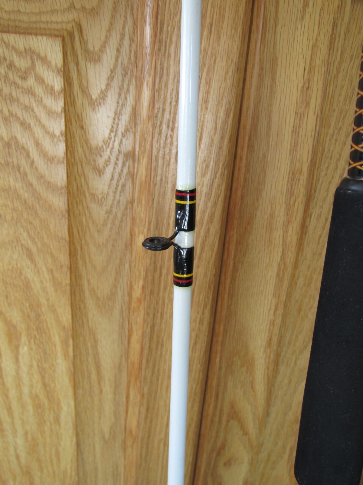 STRAIGHT BUTT! SHAKESPEARE UGLYSTIK CATFISH~8′ 2 pc~Casting Rod~Med Heavy USED