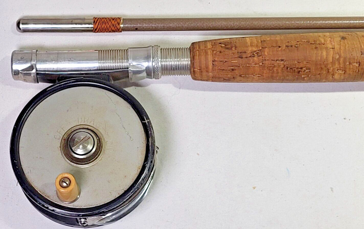 Royal Lancer Custom Built, #RL5-86, 2 Piece 103″ Fiberglass Fly Rod W/Reel, EX