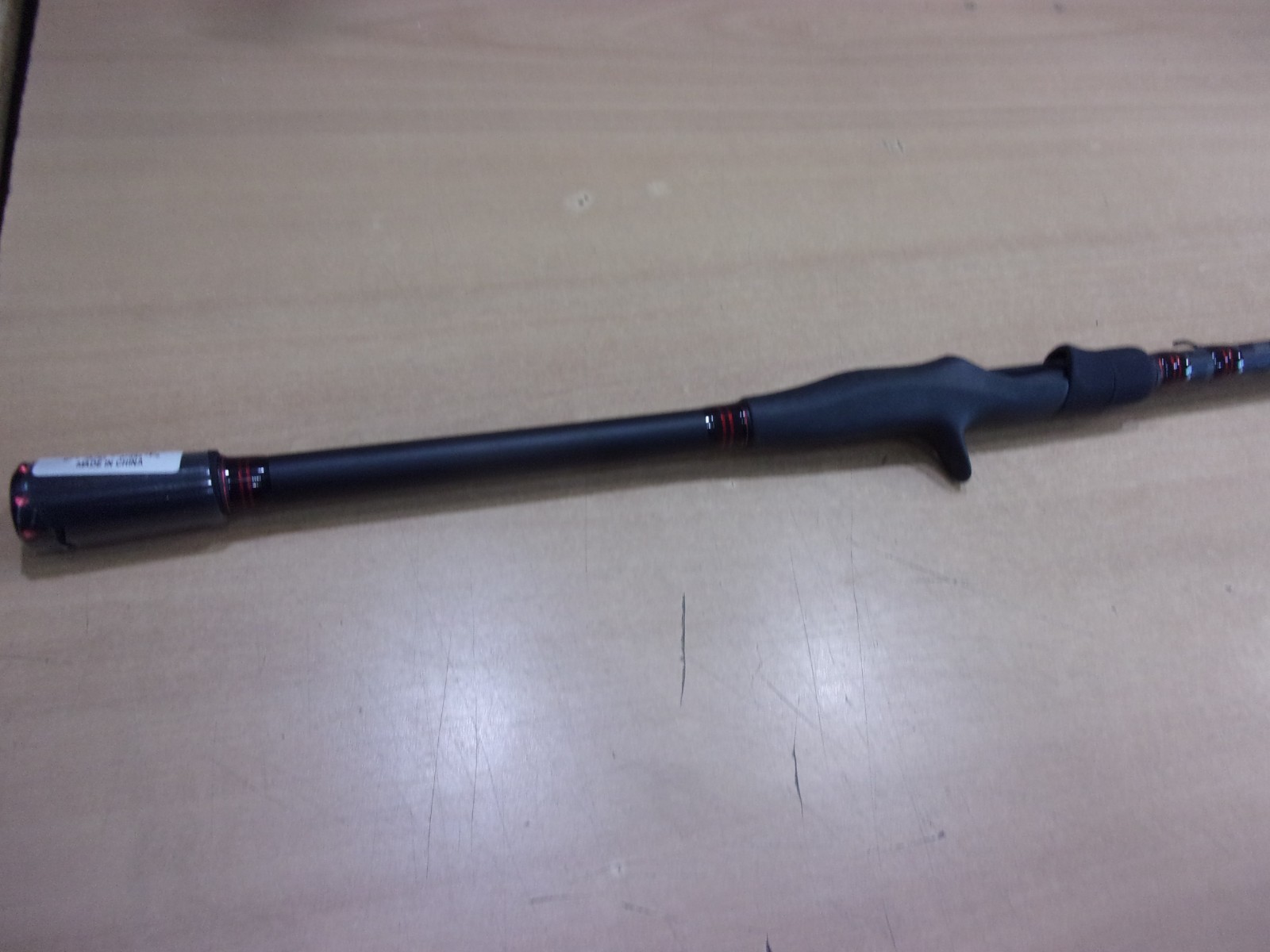 ABU GARCIA VENDETTA II 7 foot 6 inch Heavy SPINNING ROD