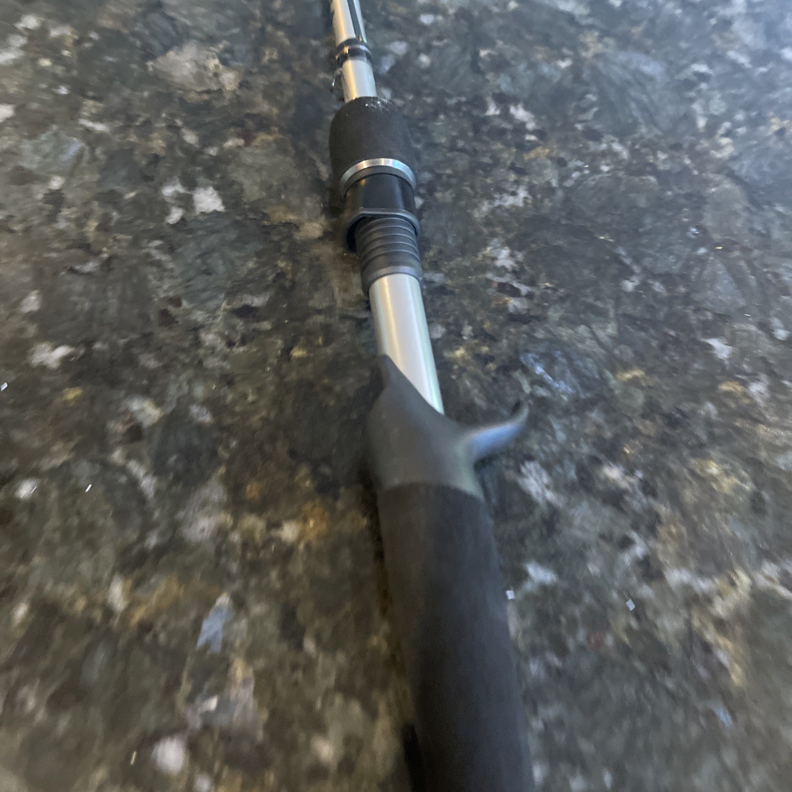ABU GARCIA VENGEANCE CASTING ROD 7 Foot Medium Heavy 3/8-1 Oz 12-20 Lb VENGC70-