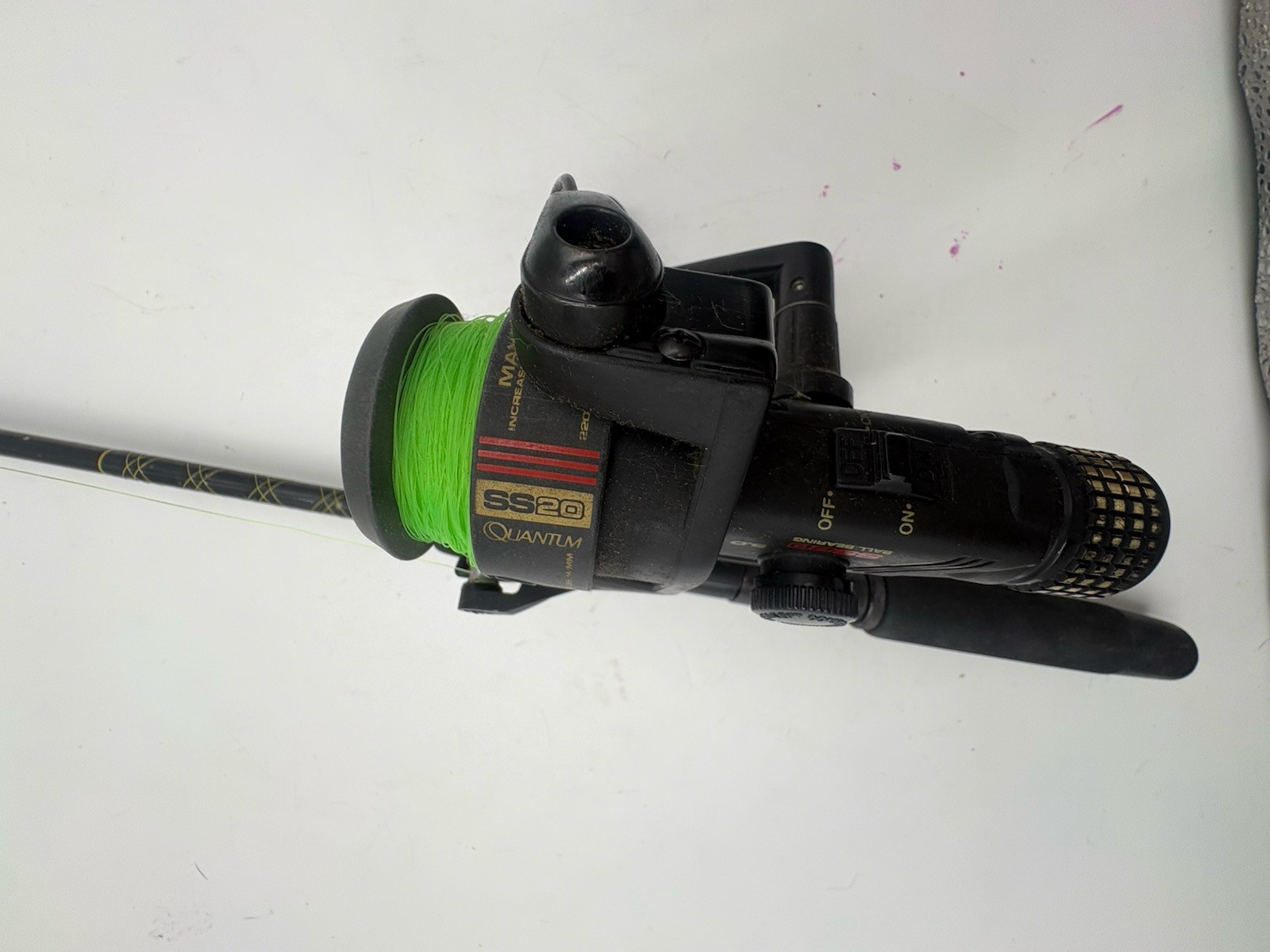 ABU Garcia CONOLON 300 Graphite Composite VTG 5’6″ Ultra Light W/zebco SS20