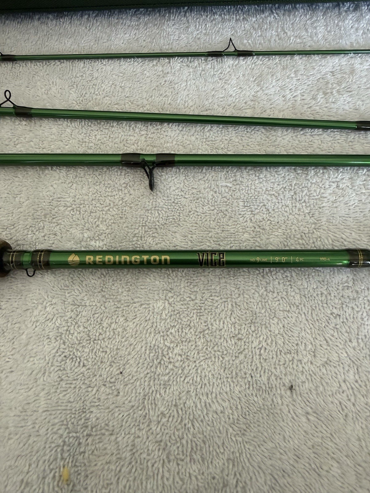Redington Vice 990-4 Fly Rod 9ft 9wt 4pc Green Cork Grip Tube