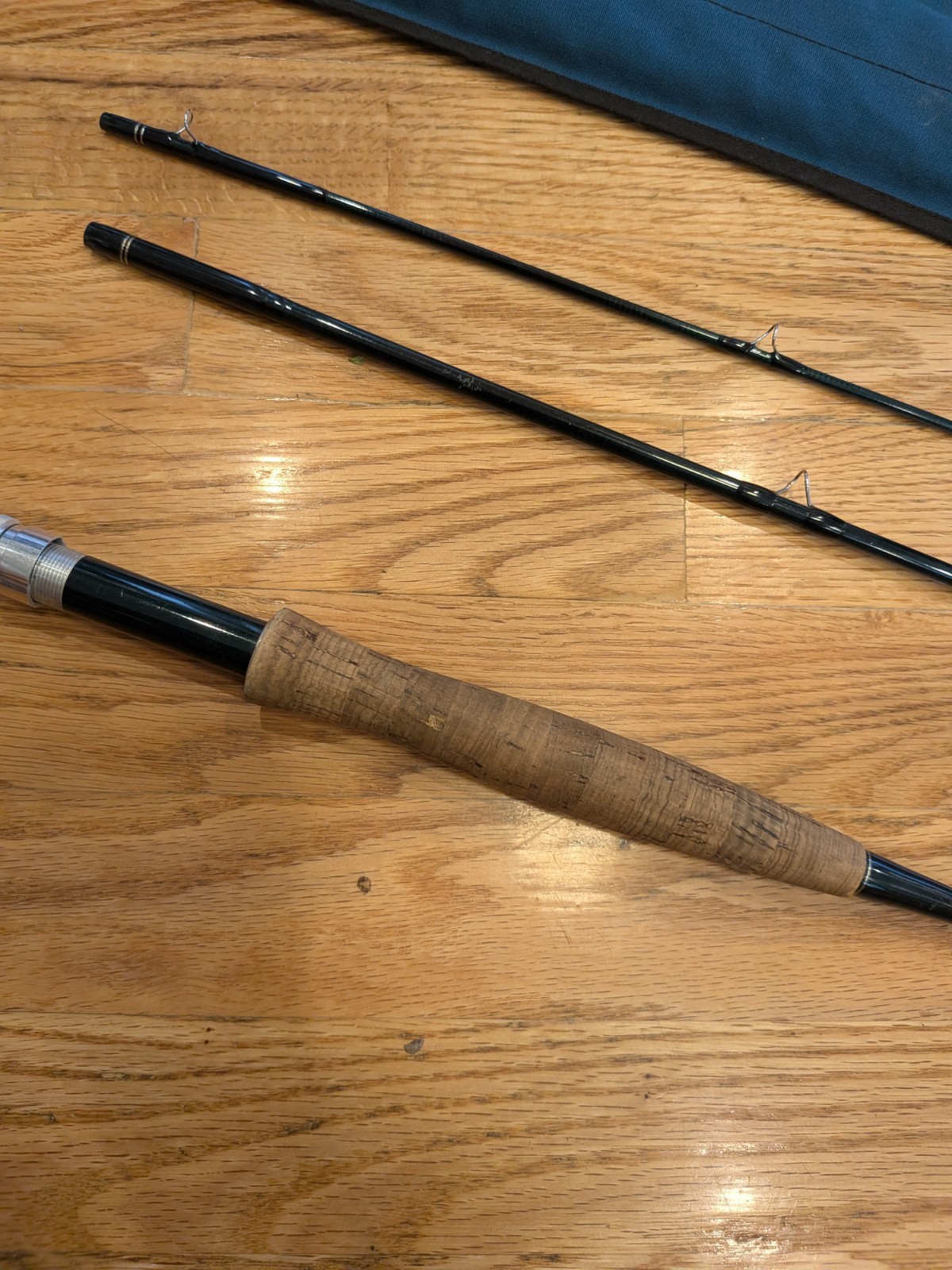 Sage GFL 490-3 SP #4 9ft Graphite IV Fly Rod Excellent Condition w/ Case
