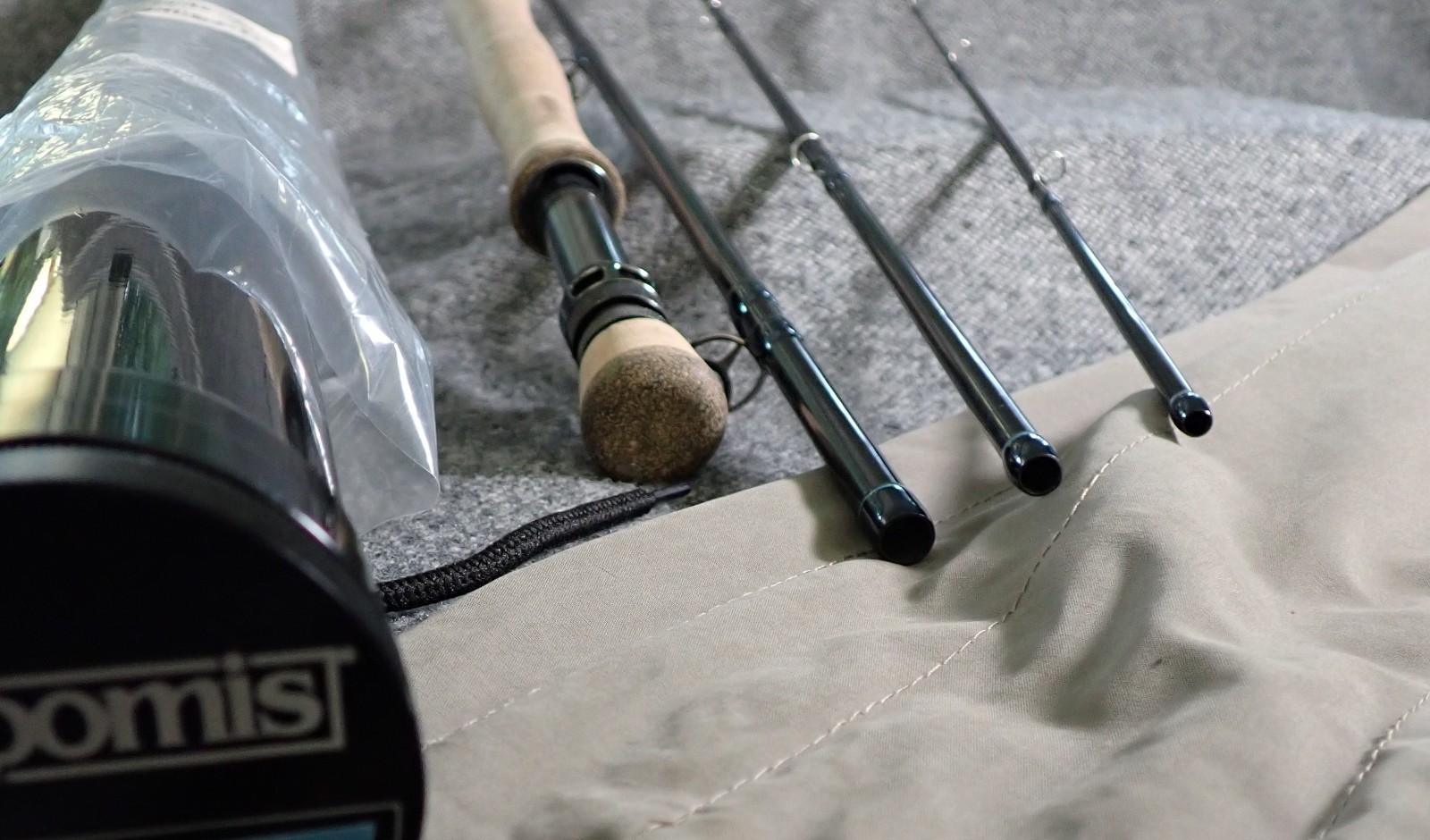 G. Loomis NRX+S 890-4 Saltwater Fly Rod 9’0″, 8wt, 4pc