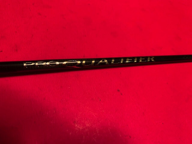BASS PRO SHOPS PRO QUALIFIER 5 FOOT 6 INCH 8 TO 17 POUND BAITCASTING FISHING ROD