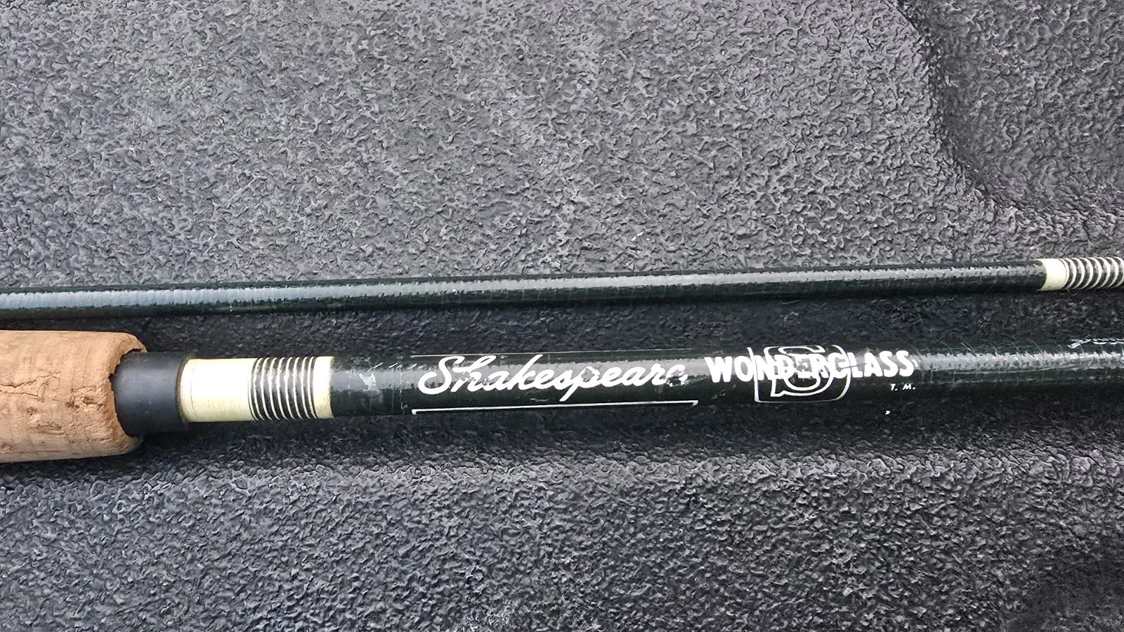 Vintage Shakespeare 2-Piece Wonderglass 6′ 6″ Fiberglass Fishing Rod