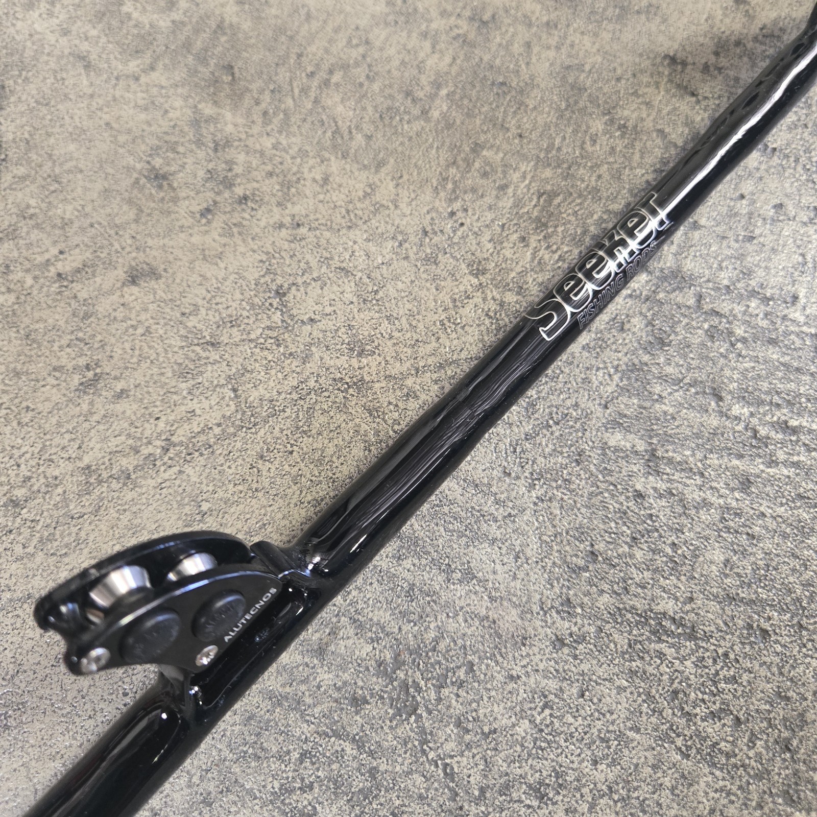 SEEKER Stand Up Troll Rod (50-130#)