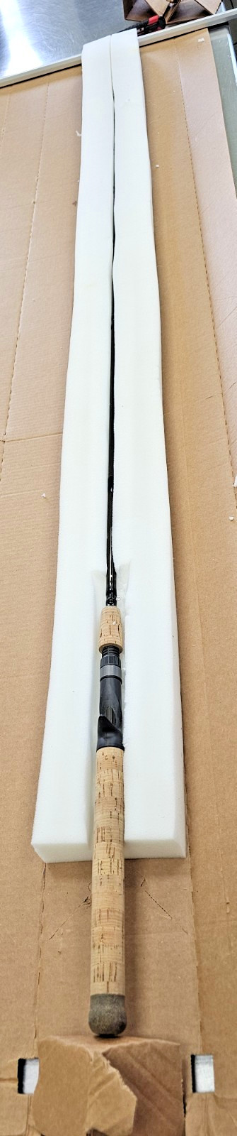G Loomis BCR803 GLX 6’8″ 3/16-5/8oz, 12-16lb, Extra Fast Action, Awesome