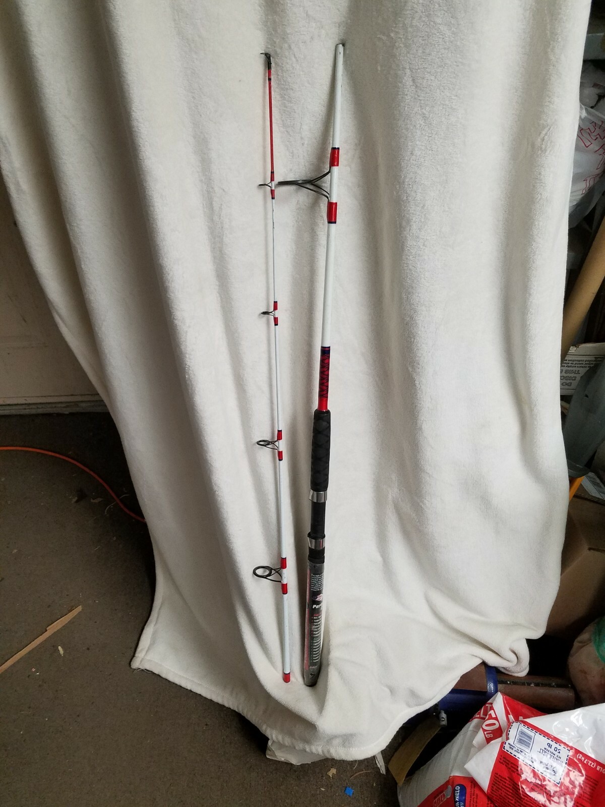 FISHIN NATIONS FN662 6′ 6″ 10-25lb. Line 2 Pc. Fishing Rod