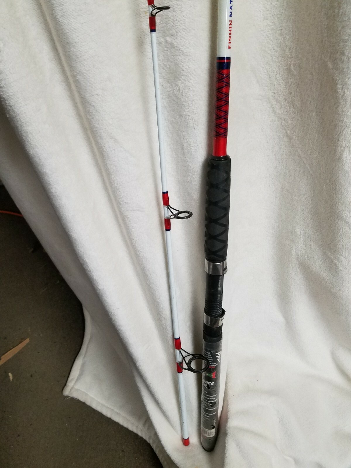 FISHIN NATIONS FN662 6′ 6″ 10-25lb. Line 2 Pc. Fishing Rod
