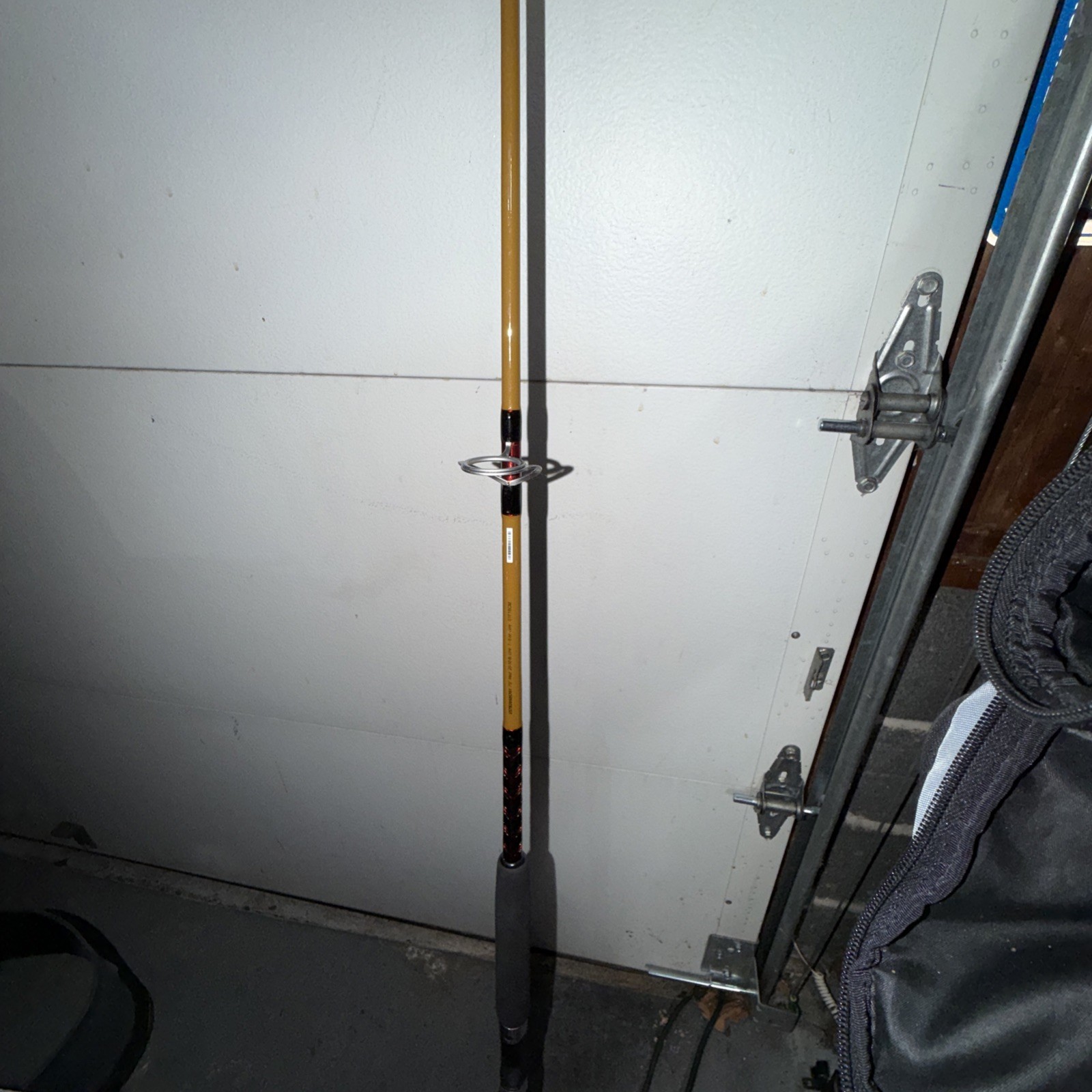 Ugly Stick Shakespeare Tiger Stick Fishing Rod – 7’0”Medium 20-50 LB Line 1-6 Oz