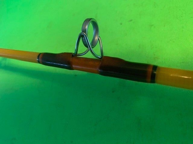 VINTAGE SABRE CALIFORNIAN 5 FOOT 6 INCH 30 TO 80 POUND RATED TROLLING FISHING RO