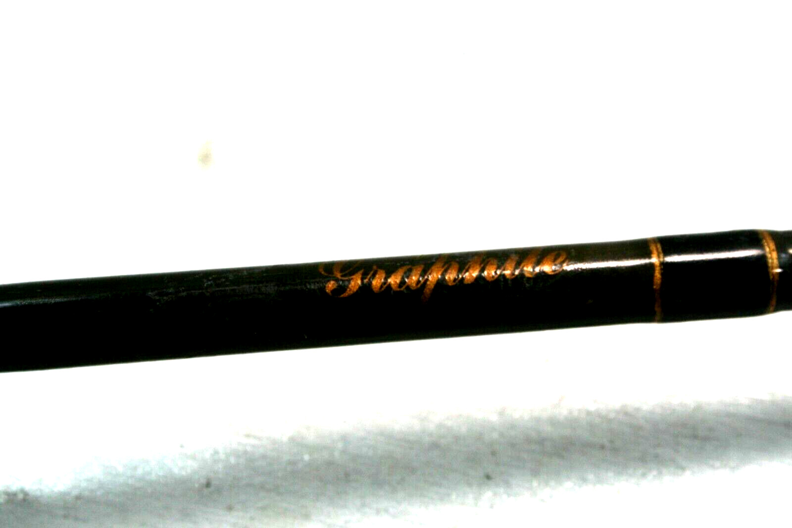 USED VINTAGE UKNOWN BRAND 6′, M,HVY CORK HANDLE GRAPHITE 1 PC FISHING ROD