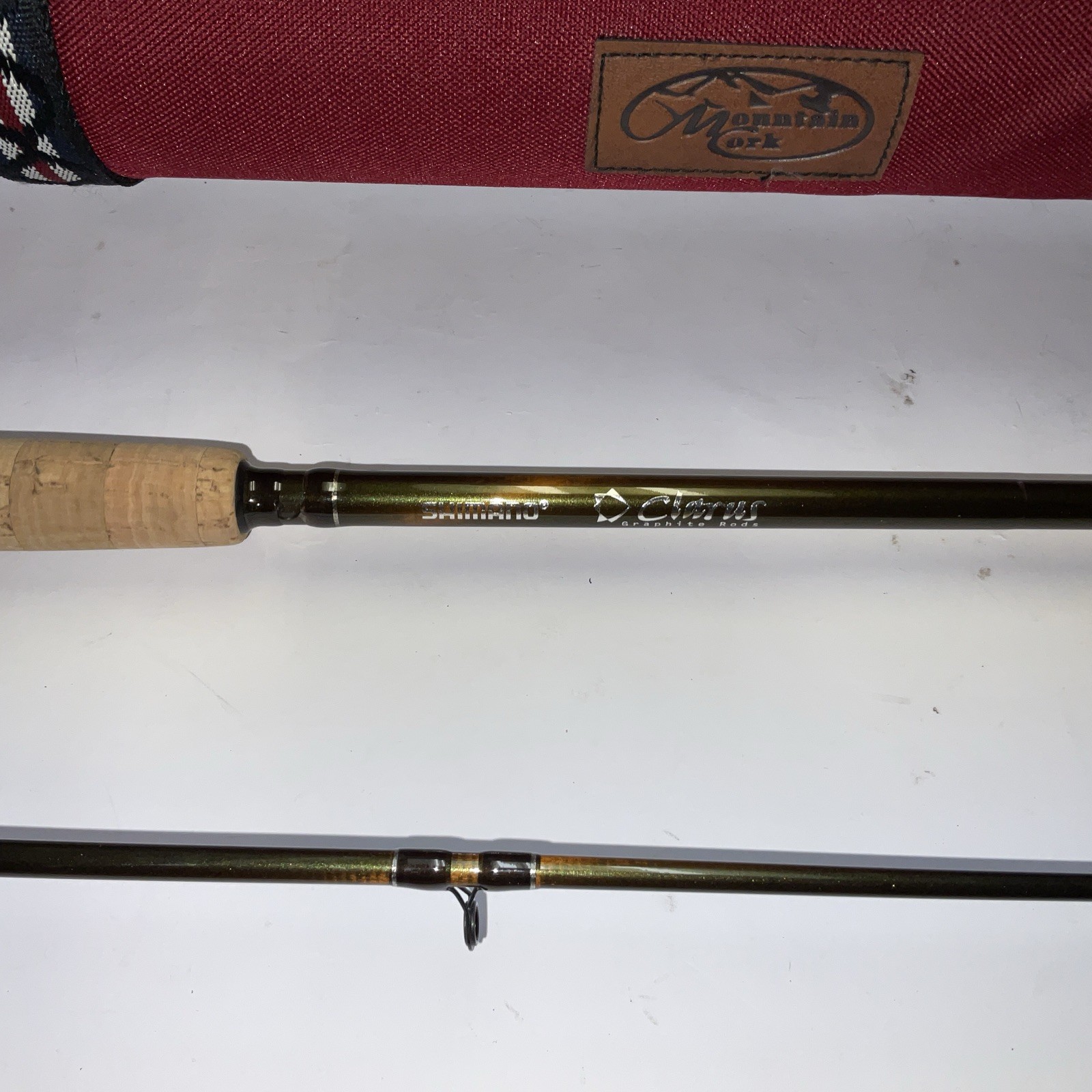 Shimano CLARUS 8’ 6″ 10-20 Lb Line Weight CSC-86M-2 Fishing Rod W/ Case