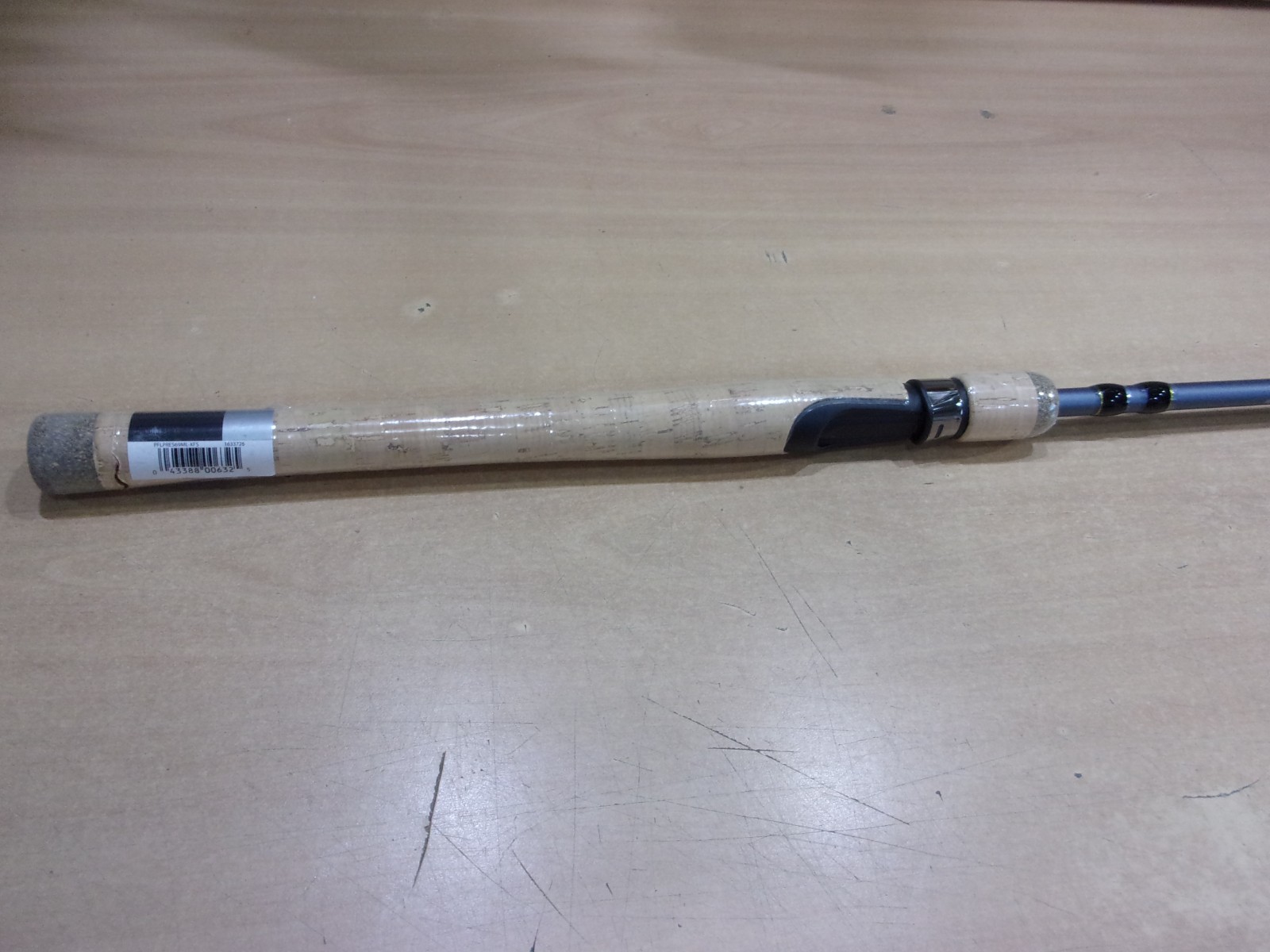 PFLUEGER PRESIDENT SPINNING ROD 6 foot 9 inch length Medium Light power