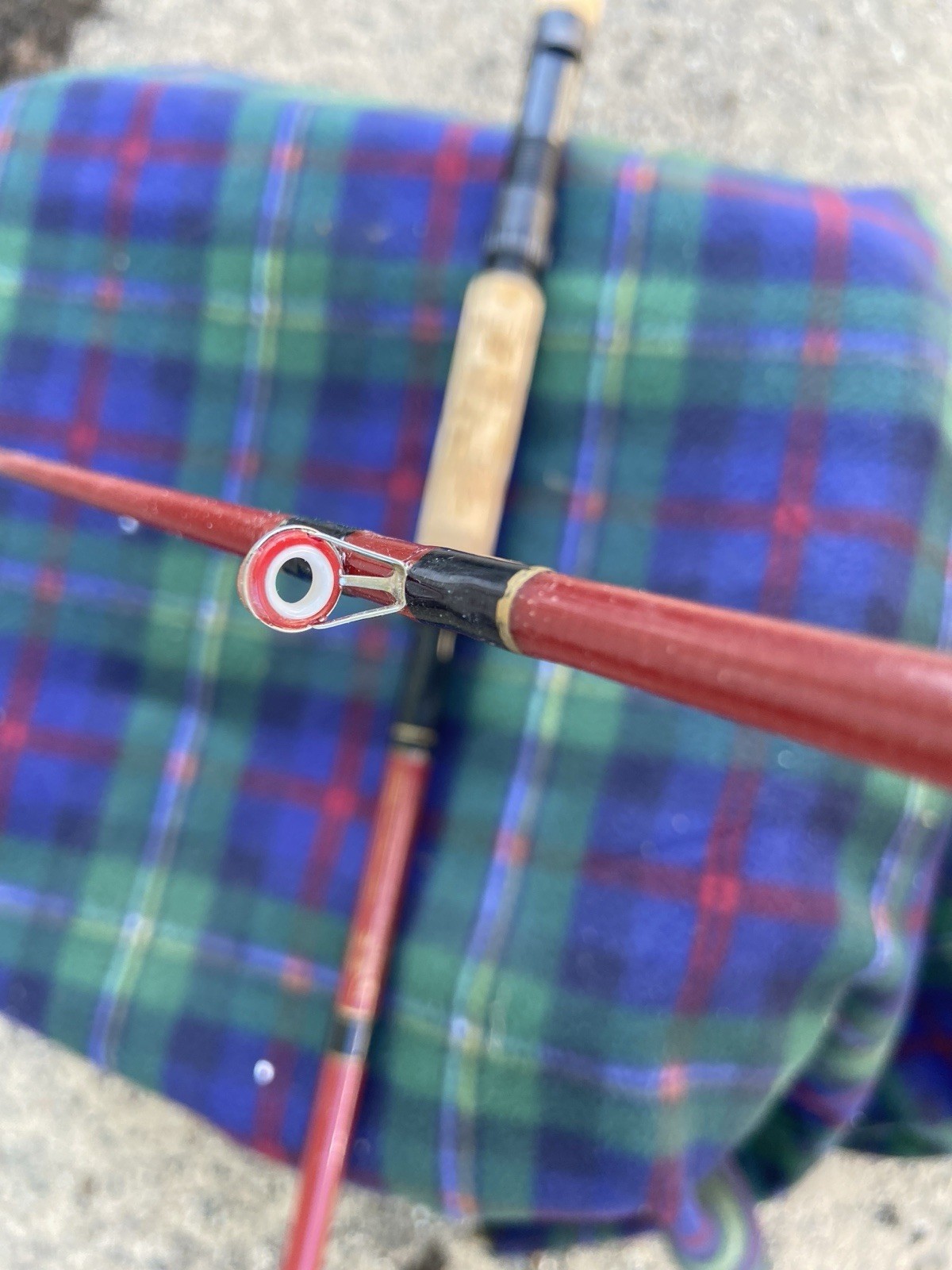 VINTAGE DAIWA 1376B 8’6″ MED. HEAVY TROLLING/CASTING 2 PIECE ROD MADE IN USA