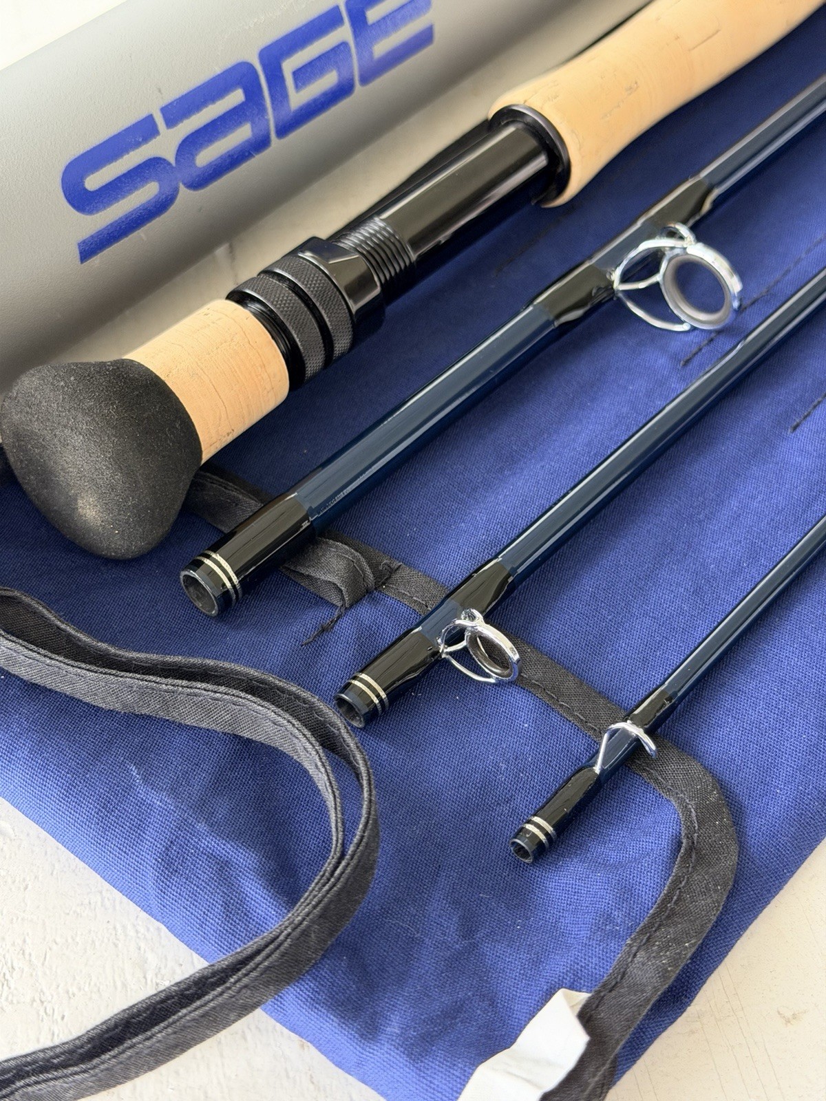 **BEAUTIFUL** 🔥 SAGE SALT Xi 2. 11wt. 9’ft Two Hand Flyrod!!🔥~LEGENDARY~🔥