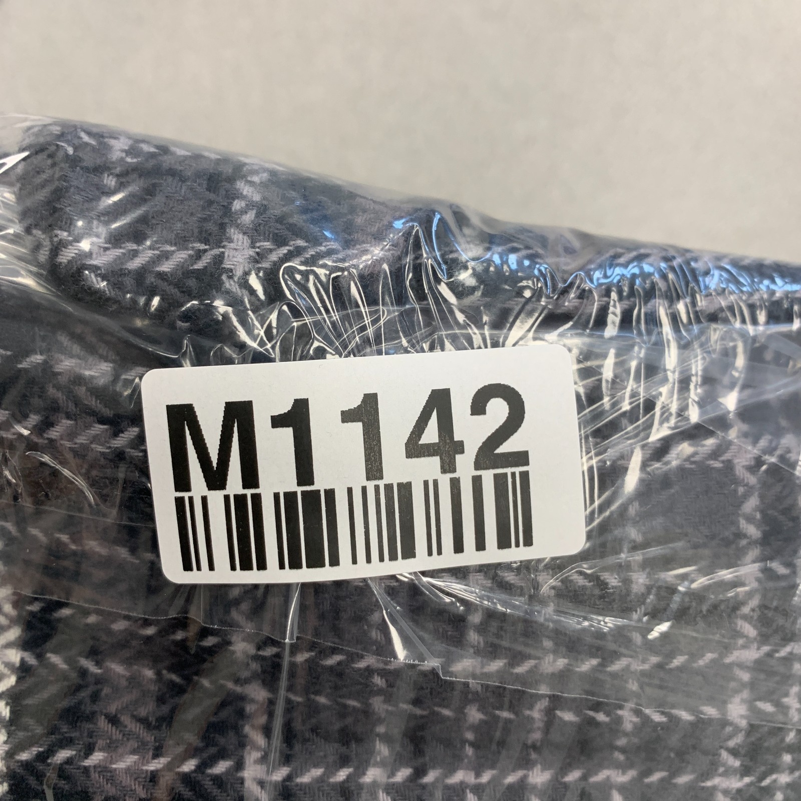 Orvis Men’s S Black & Gray Classic Collection Plaid Flannel Shirt jacket M1142