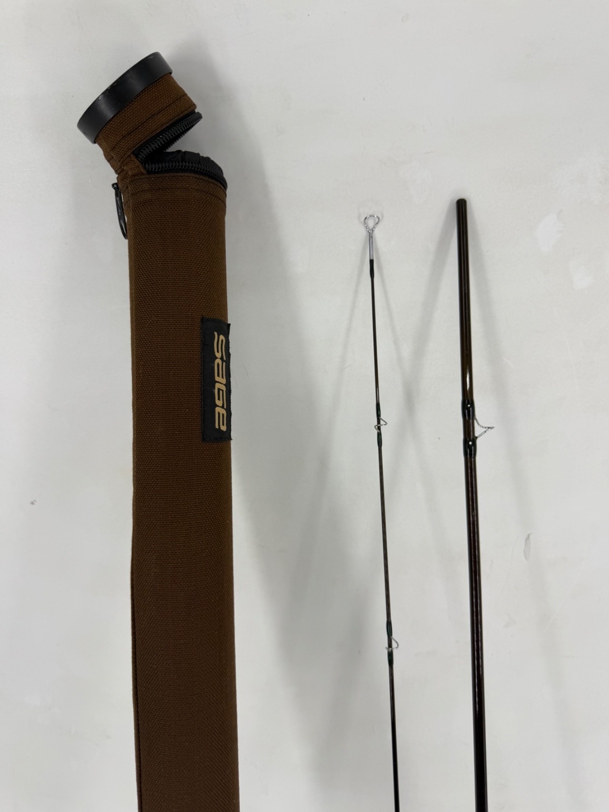 Sage Graphite III VPS896 9’6” 8wt Fly Rod w/ Tube & Sock