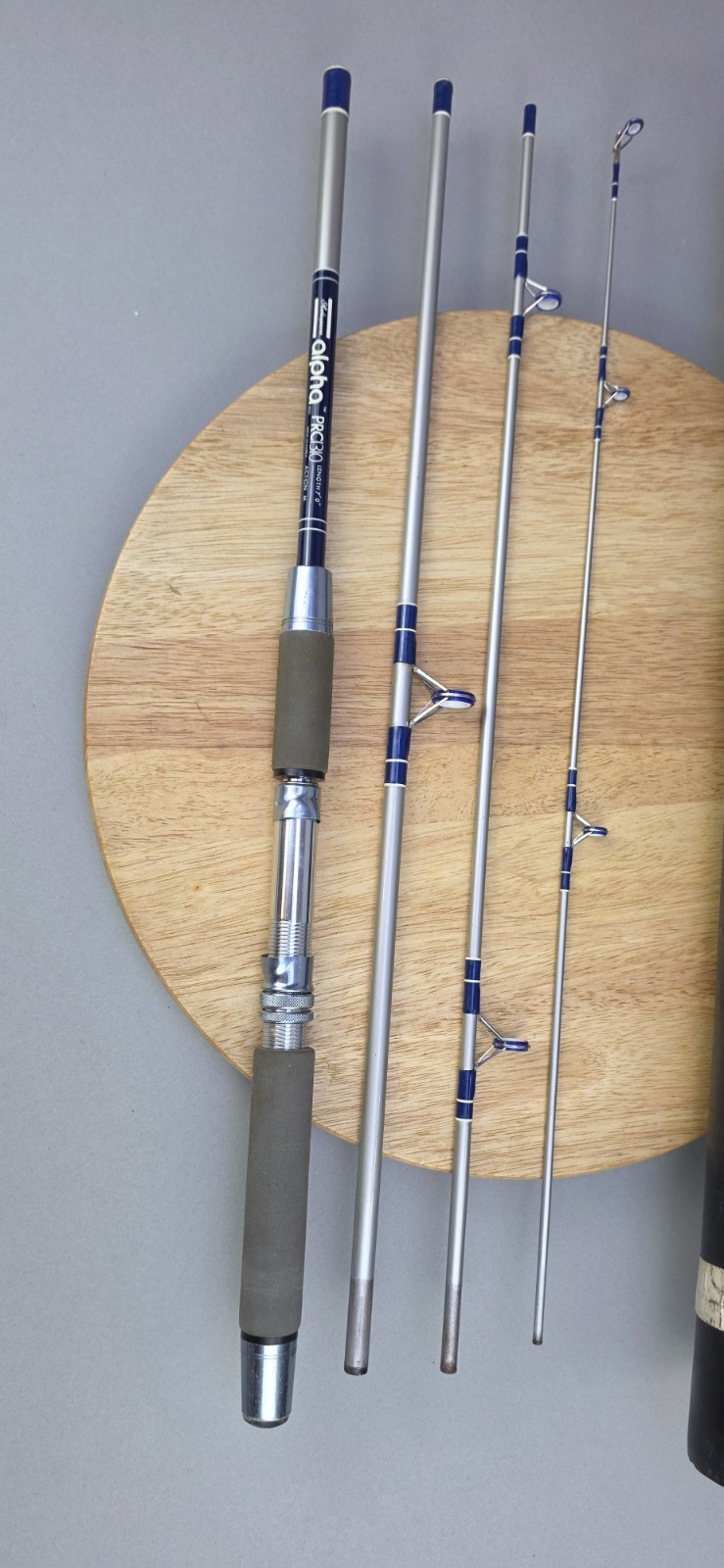 Shakespeare Alpha PRC310 7′ Medium Moderate 4pc Graphite Spinning Rod+Case