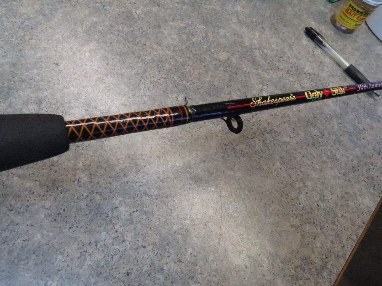 Vintage Shakespeare Ugly Stick Spin Fishing Rod SP1102 60ANNIV, 6′ Medium Action